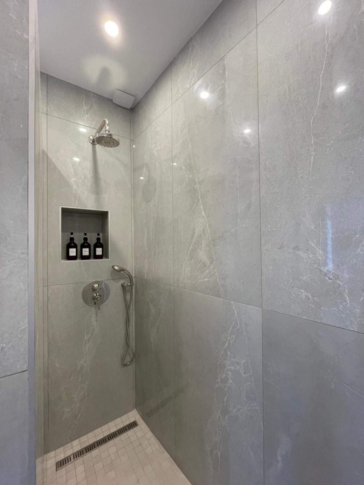 Appartement 33 M2 Comme Une Junior Suite - Vue Port Et Palais Des Festivals Канны Экстерьер фото